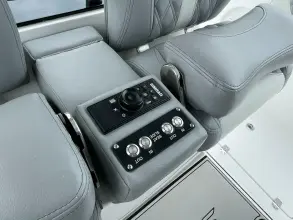 Thumbnail von Sea Pro Boats 320 CC DLX Dealer Demo