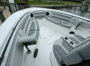 Thumbnail von Sea Pro Boats 320 CC DLX Dealer Demo