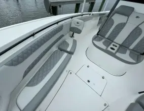 Thumbnail von Sea Pro Boats 320 CC DLX Dealer Demo