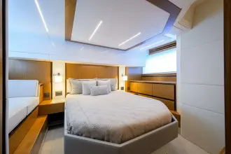 Thumbnail von Tiara Yachts C49 Debbie's Diamond
