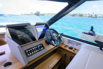 Thumbnail von Tiara Yachts C49 Debbie's Diamond
