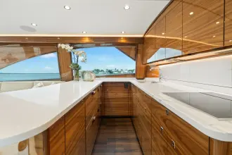 Thumbnail von Viking 48 Convertible In-Stock 2025 Viking 58C 58-552