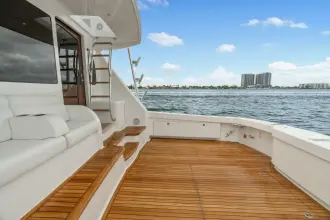 Thumbnail von Viking 48 Convertible In-Stock 2025 Viking 58C 58-552