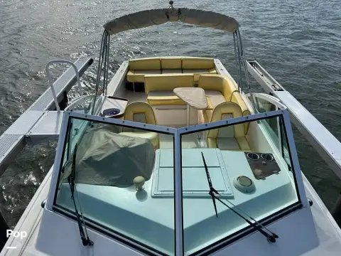 Hunt Yachts Harrier 25