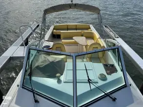 Hunt Yachts Harrier 25