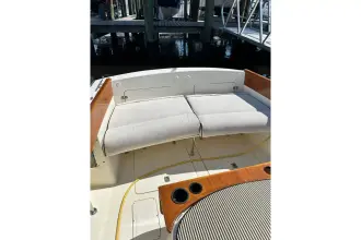 Thumbnail von Hinckley Picnic Boat 36 Lida