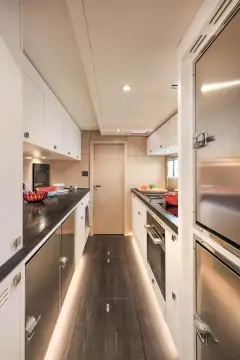 Privilege Signature 650