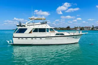 Thumbnail von Hatteras 53 Yacht Fish LATTITUDE