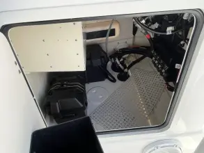 Thumbnail von Boston Whaler 190 Outrage