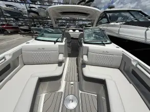 Thumbnail von Sea Ray SLX 310 Outboard