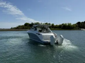 Thumbnail von Sea Ray 320 Sundancer Outboard