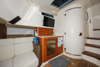 Thumbnail von Boston Whaler 420 Outrage