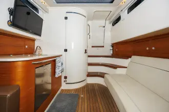 Thumbnail von Boston Whaler 420 Outrage