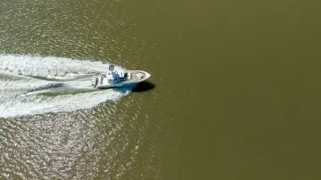 Thumbnail von Boston Whaler 420 Outrage
