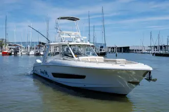 Thumbnail von Boston Whaler 420 Outrage