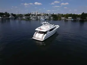 Thumbnail von Lazzara Yachts 94 IV Tranquility