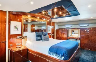 Thumbnail von Lazzara Yachts 94 IV Tranquility