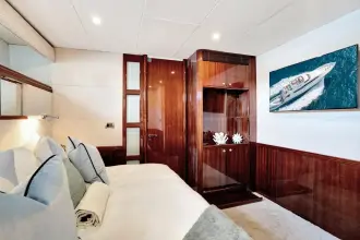 Thumbnail von Lazzara Yachts 94 IV Tranquility