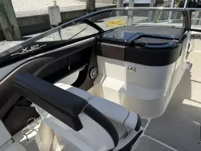 Thumbnail von Sea Ray SLX 310 Freedom