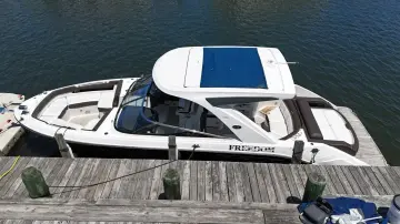 Thumbnail von Sea Ray SLX 310 Freedom