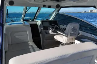 Thumbnail von Boston Whaler 345 Conquest Whaler 345 Conquest - Loaded