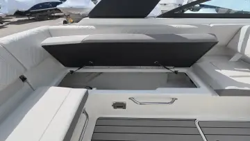 Thumbnail von Sea Ray SDX 270 Outboard