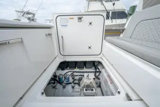 Thumbnail von Pursuit S 428 FIERO 3