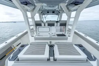 Thumbnail von Pursuit S 428 FIERO 3