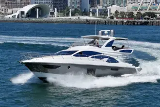 Azimut 60 Fly
