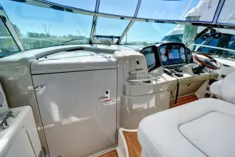 Thumbnail von Sea Ray Sundancer 38