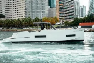 De Antonio Yachts D50 Open