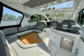 Thumbnail von Beneteau Gran Turismo 32 ALL OFFERS & TRADES WELCOME