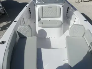 Thumbnail von Twin Vee 240 STX CC