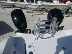 Thumbnail von Twin Vee 240 STX CC