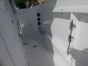 Thumbnail von Twin Vee 240 STX CC