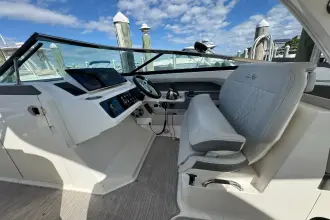 Thumbnail von Sea Ray SLX 310