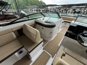 Thumbnail von Sea Ray SDX 290