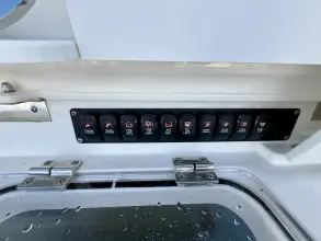 Thumbnail von Boston Whaler 350 Outrage