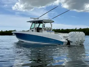 Thumbnail von Boston Whaler 350 Outrage