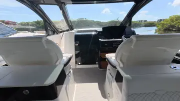 Thumbnail von Sea Ray 370 Sundancer Outboard