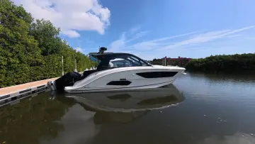 Thumbnail von Sea Ray 370 Sundancer Outboard
