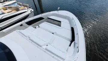 Thumbnail von Sea Ray 370 Sundancer Outboard