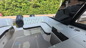 Thumbnail von Sea Ray 370 Sundancer Outboard