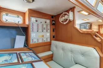 Thumbnail von Macintosh 47 Center Cockpit Moonraker
