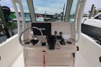 Thumbnail von Boston Whaler 280 Dauntless