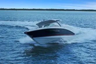 Thumbnail von Sea Ray SLX 350 OB