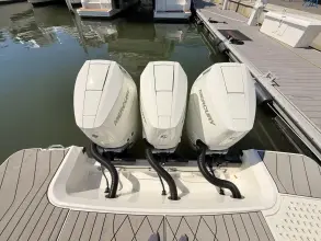 Thumbnail von Sea Ray SLX 400 Outboard