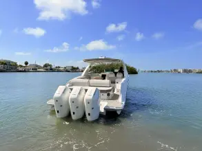 Thumbnail von Sea Ray SLX 400 Outboard