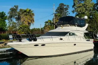 Sea Ray 400 SEDAN BRIDGE