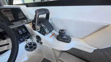 Thumbnail von Sea Ray SDX 290 Outboard